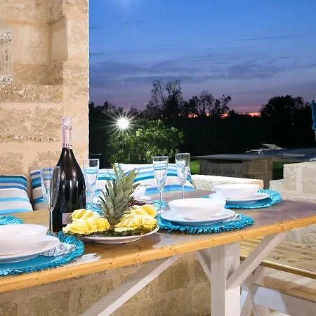 Trullo Indipendente Hébergement de vacances Torre Suda