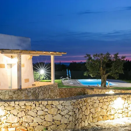 Trullo Indipendente Torre Suda