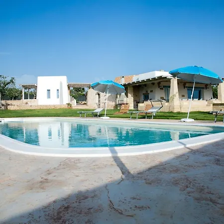 Trullo Indipendente Casa vacanze Torre Suda