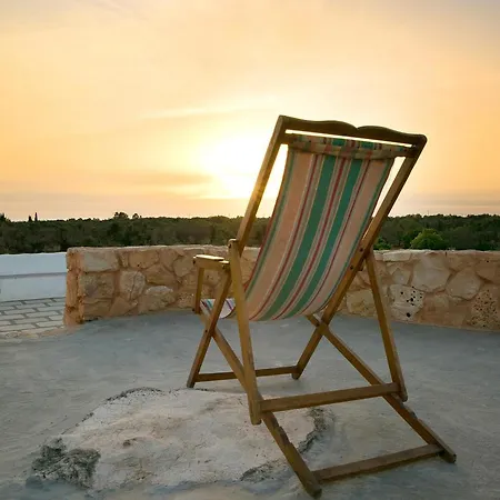 Trullo Indipendente بيت للعطل